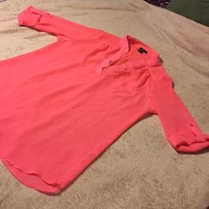 Women’s medium dress shirt
